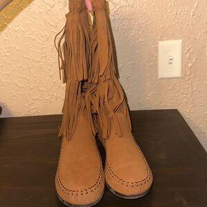 Rampage chestnut moccasin boots. Size 10